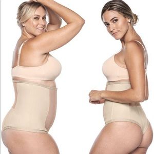 Bellefit Cheekster Corset